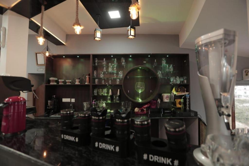 Icebergs Mussoorie - A Boutique Stay And 24 Hrs Roof Top Cafe Zewnętrze zdjęcie